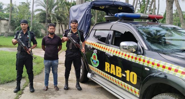 সিরাজদিখানে ধর্ষণ মামলার আসামি ঢাকায় গ্রেফতার