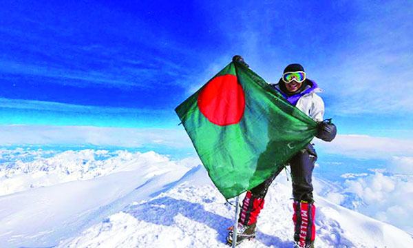 এভারেস্ট জয় এক ভয়ঙ্করতম যাত্রা