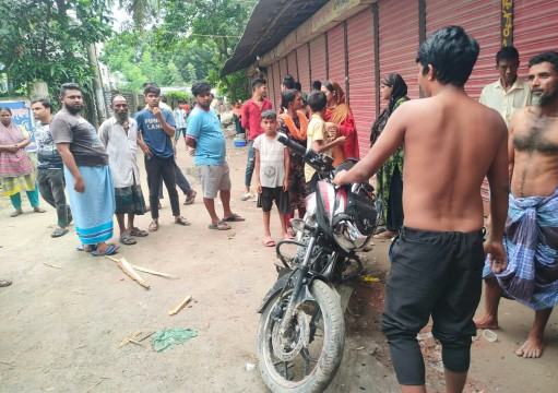শ্রীনগরে মাদক কারবার নিয়ে ২ গ্রুপে সংঘর্ষে আহত ৫