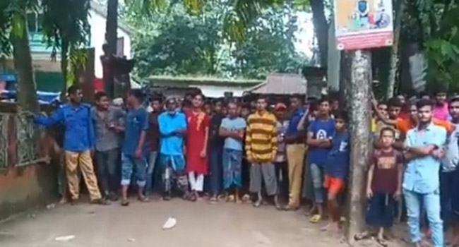 কুলাউড়ায় স্থানীয়দের হাতে আরো ১৭ উগ্রবাদী আটক