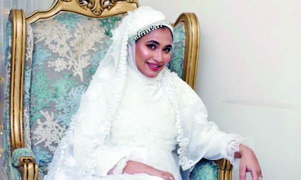 অভিনয় ছেড়ে সংসারে মনোযোগী