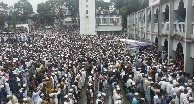পিরোজপুরে যেভাবে দাফন সম্পন্ন হলো আল্লামা সাঈদীর