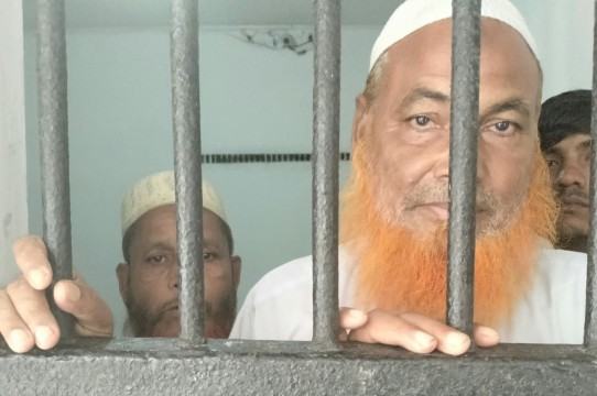 ধুনটে জামায়াতের আমিরসহ গ্রেফতার ২