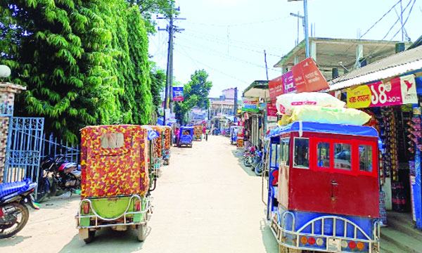 সমস্যায় জর্জরিত ঐতিহ্যবাহী বাংলাবাজার
