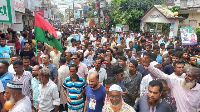 আ'লীগ সরকারের পতন ঘণ্টা বেজে গেছে : শরীফুল আলম