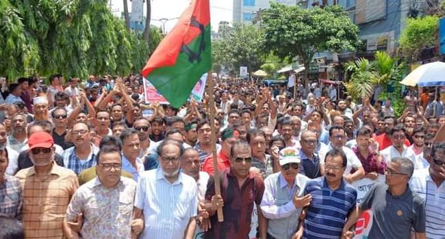 বগুড়ায় হাজার হাজার মানুষের পদযাত্রা