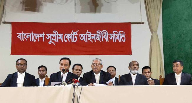 ‘বিচারপতিরা শপথের মধ্যে থেকে প্রতিনিয়ত রাজনীতি করেন’