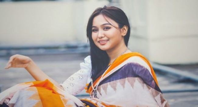 ৩ মাসের জন্য নিষিদ্ধ অভিনেত্রী চমক