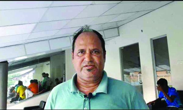 পল স্মলি আমাকে লাইসেন্স করতে দেয়নি