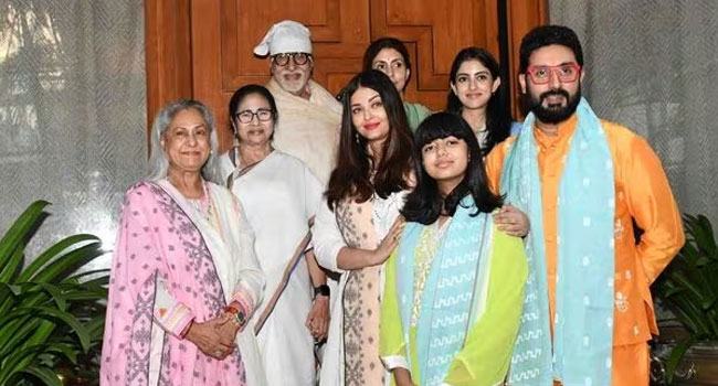 ভারতের '১ নম্বর' পরিবারে মমতা!
