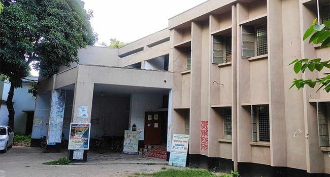 রাজশাহী বিশ্ববিদ্যালয় : রাকসুর টাকা যায় কোথায়!