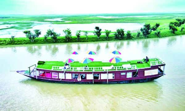 পর্যটনে নতুন সম্ভাবনা হাউজবোট
