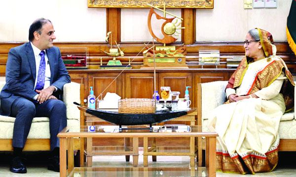 পাকিস্তানের সাথে বিভিন্ন খাতে কাজ করার সুযোগ রয়েছে : প্রধানমন্ত্রী