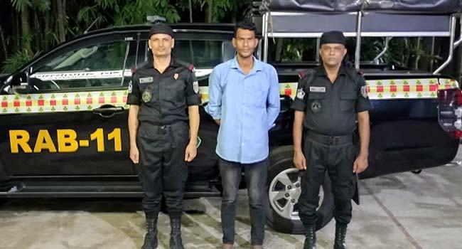 নোয়াখালীতে প্রতিবন্ধী কিশোরীকে ধর্ষণ, যাবজ্জীবন সাজাপ্রাপ্ত আসামি গ্রেফতার