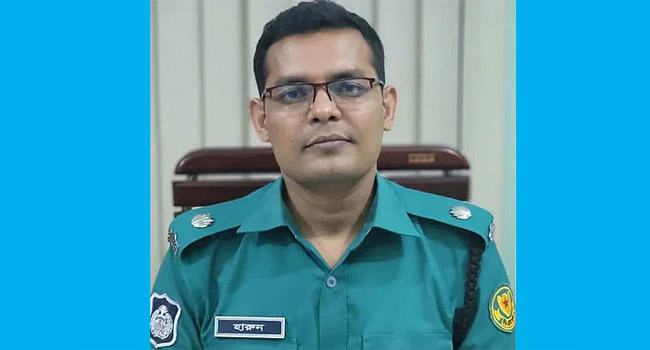 ছাত্রলীগ নেতাদের পেটানো পুলিশ কর্মকর্তা হারুন সাময়িক বরখাস্ত