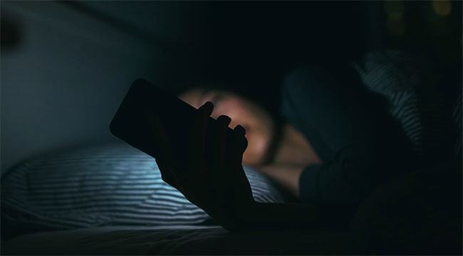 রাত জাগলে হতে পারে যে ভয়ঙ্কর অসুখ