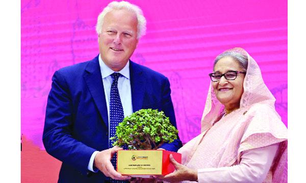 কমনওয়েলথ দেশের বিনিয়োগ চেয়েছেন প্রধানমন্ত্রী