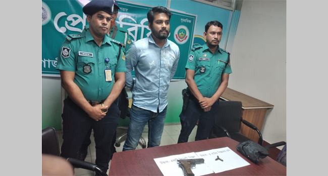 গাজীপুরে ২১ মামলার আসামি ছাত্রলীগ নেতা বিদেশী পিস্তলসহ গ্রেফতার