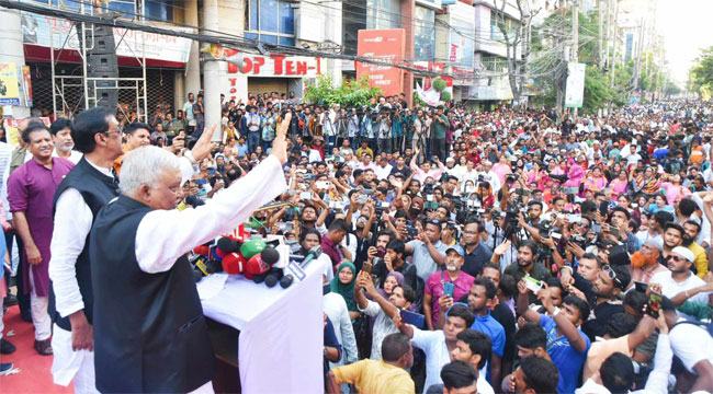 সারা বিশ্বে এখন শেখ হাসিনার প্রশংসা : স্বরাষ্ট্রমন্ত্রী