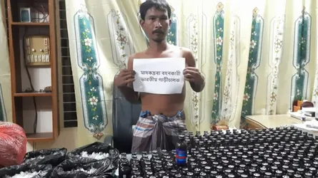 হিলি স্থলবন্দরে ভারতীয় ট্রাক থেকে বিপুল পরিমাণ মাদক উদ্ধার