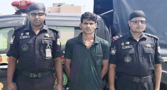 ঝালকাঠি হাসপাতালের নার্সকে কুপিয়ে জখম, গ্রেফতার ১