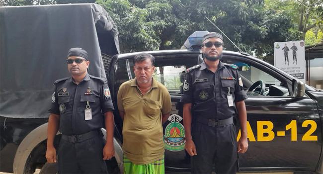 বগুড়ায় মা হত্যা মামলায় ছেলে গ্রেফতার