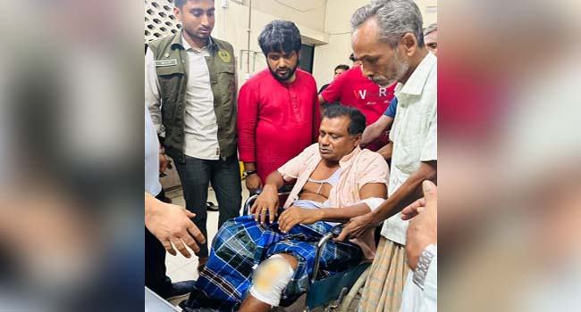 আ’লীগ নেতাকে হাতুড়ি পেটার অভিযোগে অপর নেতা বহিষ্কার
