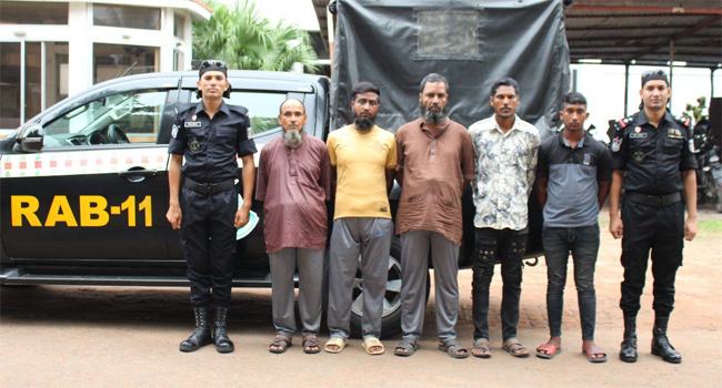 আড়াইহাজারে স্কুলছাত্র বাপ্পি হত্যা মামলার প্রধান আসামিসহ ৫জন গ্রেফতার