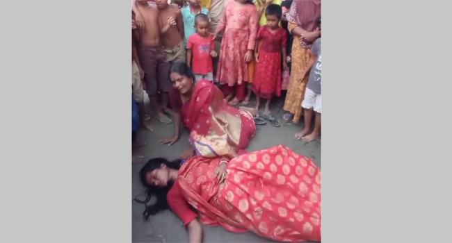 রংপুরে পুলিশ স্বামীর বাড়িতে স্ত্রীর মর্যাদা পেতে মারপিটের শিকার নববধূ