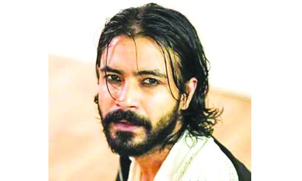 পরীর ডিভোর্সে রাজের স্বস্তি