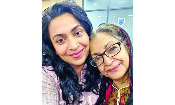 সিনেমায় একসাথে দিলারা জামান ও ফারজানা ছবি