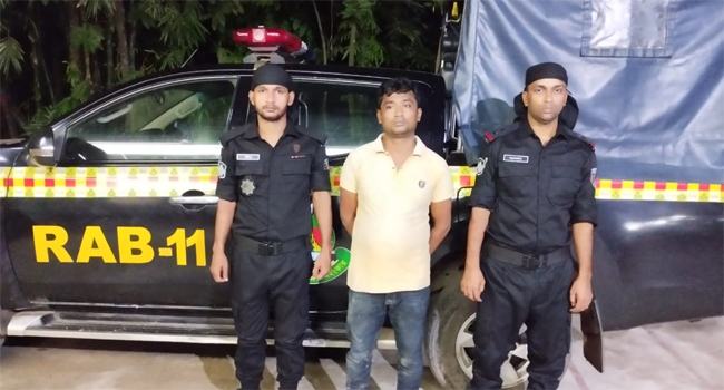 নোয়াখালীতে যুবলীগ নেতাকে গলা কেটে হত্যা : প্রধান আসামি গ্রেফতার