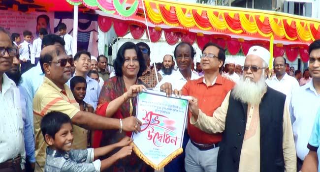 ঝালকাঠিতে জেলা বঙ্গবন্ধু ও বঙ্গমাতা প্রাথমিক গোল্ডকাপ ফুটবল টুর্নামেন্ট শুরু হয়েছে
