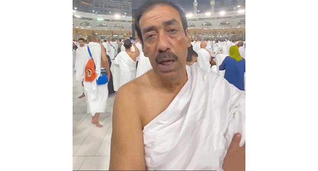 পবিত্র কাবা শরিফে দাঁড়িয়ে মাদক ও সন্ত্রাসমুক্ত নারায়ণগঞ্জ চাইলেন শামীম ওসমান