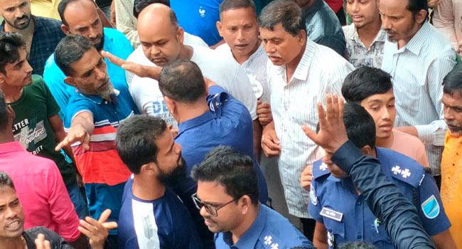 কালীগঞ্জে ইউএনও'র উপর হামলা, আহত ৭