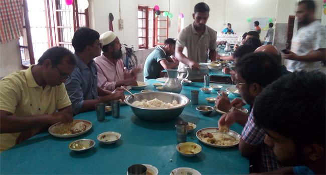রাবির আমীর আলী হলে ডাইনিং-এ ‘মেস সিস্টেম' চালু