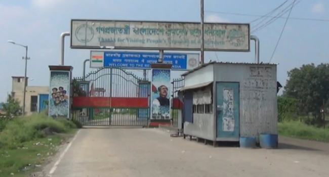 বেনাপোল-পেট্রাপোল বন্দর দিয়ে আমদানি-রফতানি বন্ধ