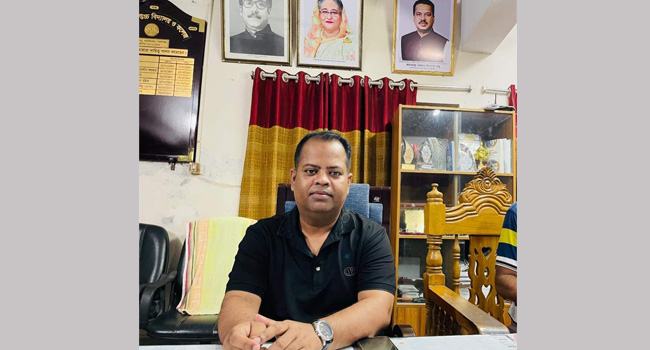 আড়াইহাজারে আওয়ামী লীগ নেতাকে কুপিয়ে হত্যার চেষ্টা