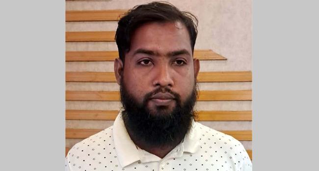 সোনাগাজীতে ডিবি পুলিশ পরিচয়ে প্রতারণা, যুবক গ্রেফতার