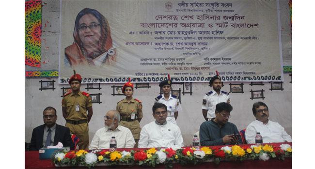 বিশ্বনেতারা শেখ হাসিনার কাছে আসার জন্য হুমড়ি খেয়ে পড়েন : ইবি ভিসি