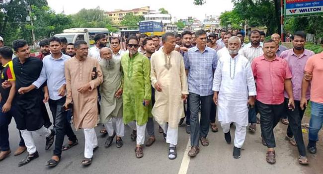 রোডমার্চে জনগণের স্বতস্ফূর্ত সমাগম ঘটবে : আকবর খন্দকার