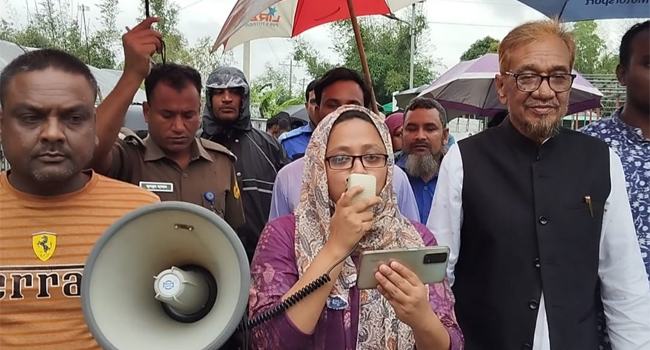 তিস্তাপাড়ের মানুষকে নিরাপদে সরিয়ে নিতে চলছে মাইকিং