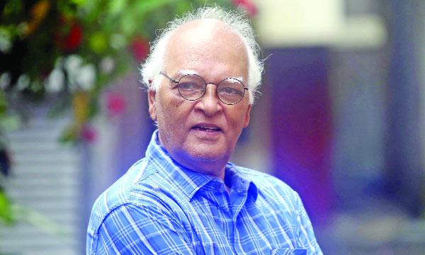 পঁচিশ বছর পর মঞ্চে খায়রুল আলম সবুজ