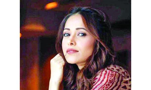 ইসরাইলে আটকা পড়েছিলেন এই বলিউড অভিনেত্রী