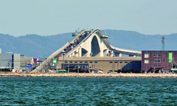 ভয়ানক সেতু এশিমা ওহাসি