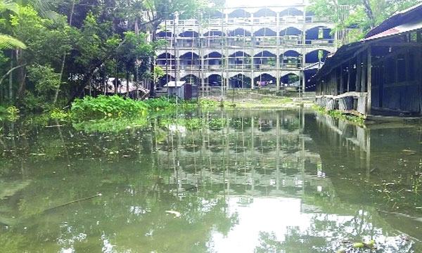 ৪ মাস পানিবন্দী আজাহার আলী দাখিল মাদরাসা
