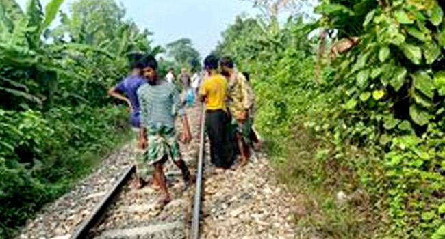 শায়েস্তাগঞ্জে ট্রেনে কাটা পড়ে কিশোরের মৃত্যু
