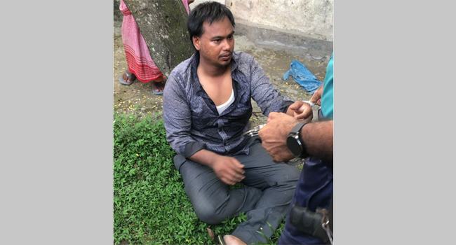 রংপুরে বাথরুমের ভেন্টিলেটর দিয়ে গৃহবধূর নগ্ন ভিডিও ধারণ