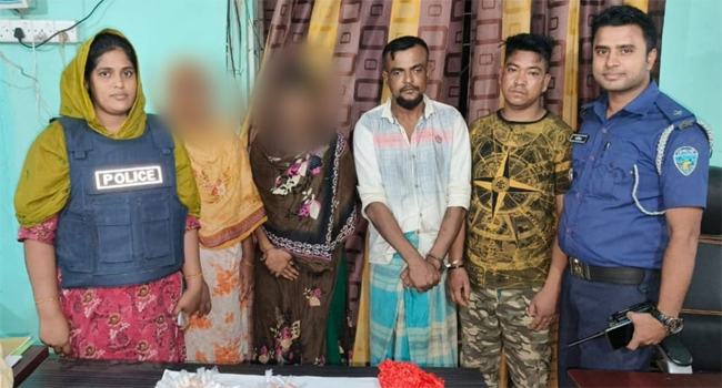 নোয়াখালীতে সাড়ে ৪ হাজার পিস ইয়াবা উদ্ধার, রোহিঙ্গাসহ গ্রেফতার ৪