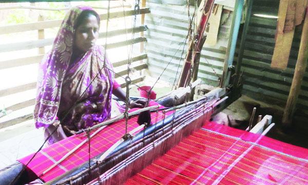 চৌগাছায় বন্ধের পথে ৯৫ শতাংশ তাঁত